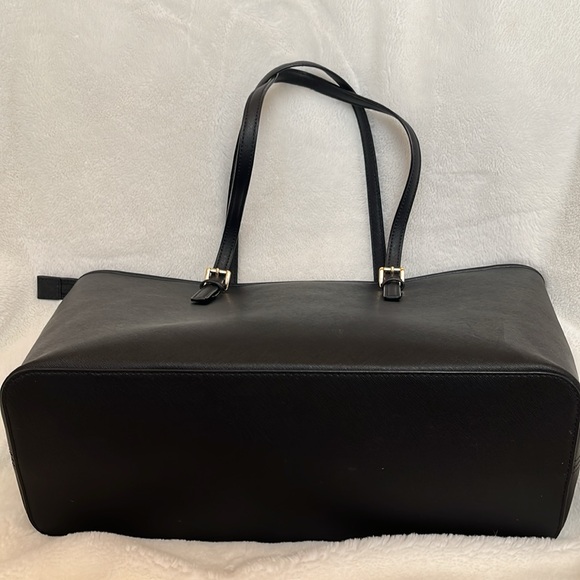 Michael Kors Black Large Travel Tote Bag - Picture 5 of 12